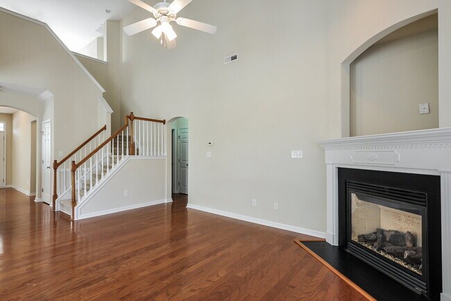 Foto del edificio - 529 Ashgreen Ct