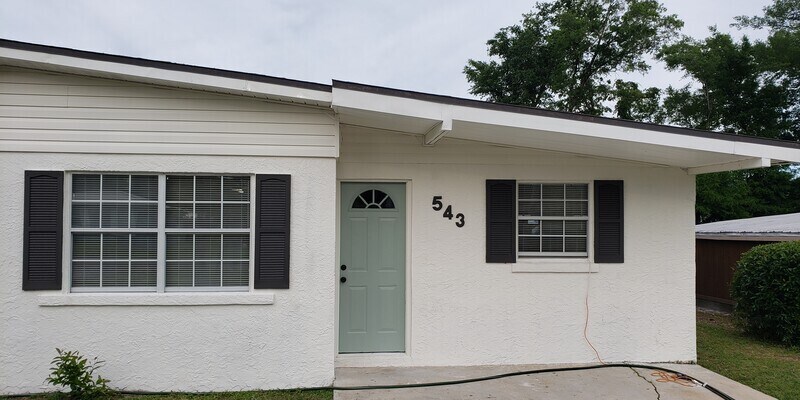 Primary Photo - N 9th Duplex
