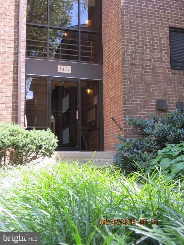 1421 Northgate Square Unit 12B, Reston, VA 20190 Condo for Rent in
