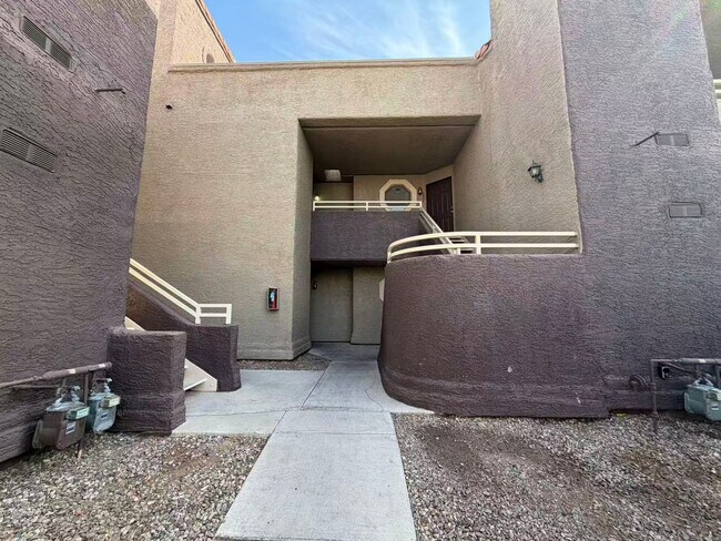 Foto del edificio - 5072 S Rainbow Blvd