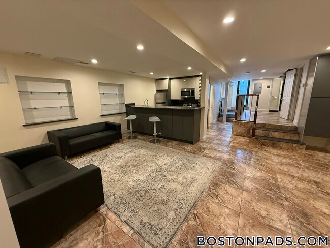 Building Photo - 25 St Marys Ct