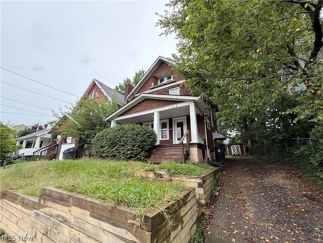 Building Photo - 897 Polk Ave