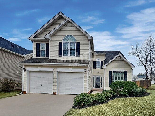 Building Photo - 200 Crossview Dr