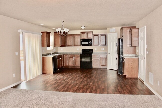 Building Photo - Well Cared For 3 bed/2.5 Bath Home in Security - Widefield