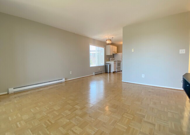 Foto del edificio - 65 Kirkland Ave