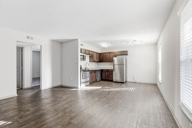 The Metropolitan general photo - The Metropolitan