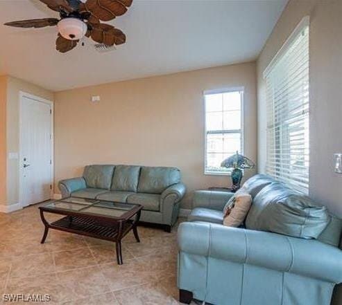 Building Photo - 10435 Sirene Way