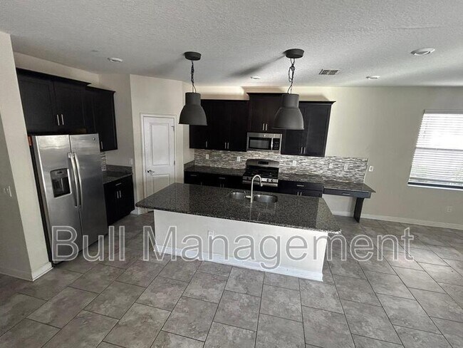 Building Photo - 15036 Night Heron Dr