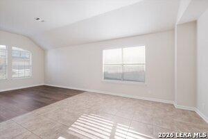 Foto del edificio - 26751 Trinity Hill