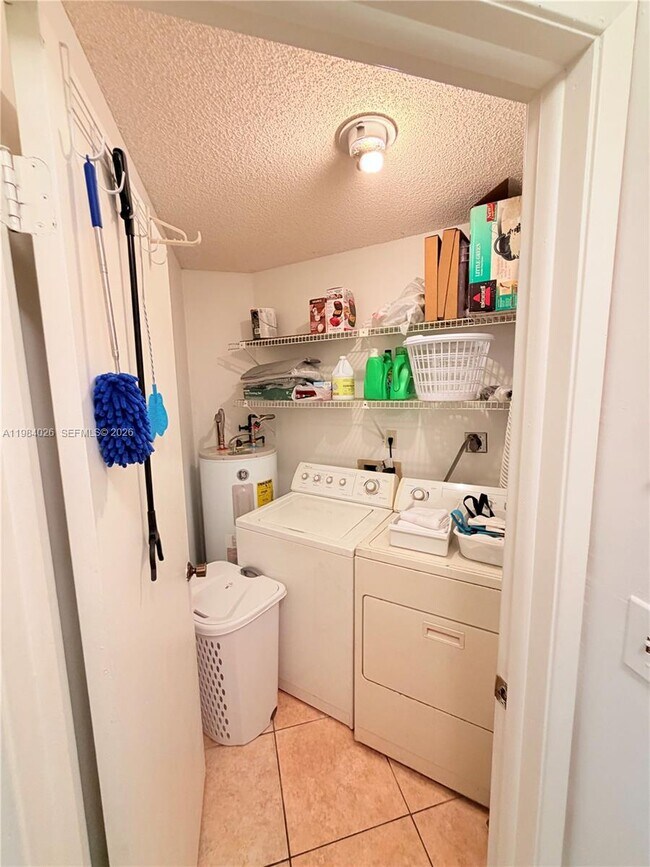 Foto del edificio - 10233 NW 9th St Cir