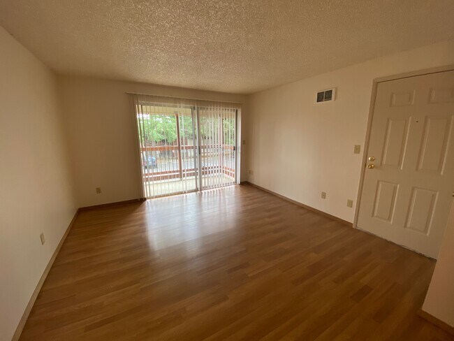 Building Photo - 4950 Liberty Rd S