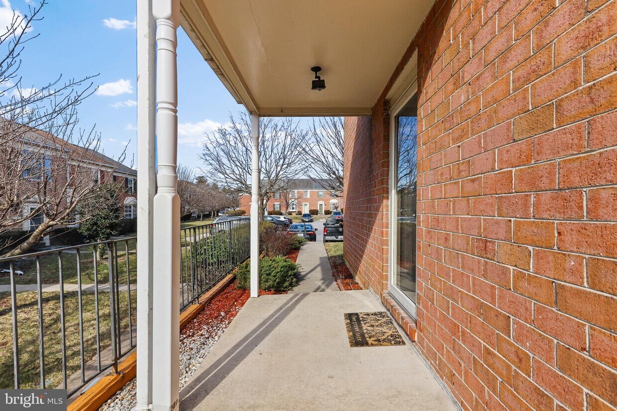 9 Wooden Ct Way, Pikesville, MD 21208 Townhome Rentals in Pikesville