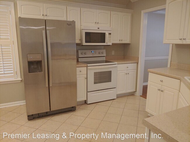 Building Photo - 3 br, 2 bath House - 116 Parkview Rd