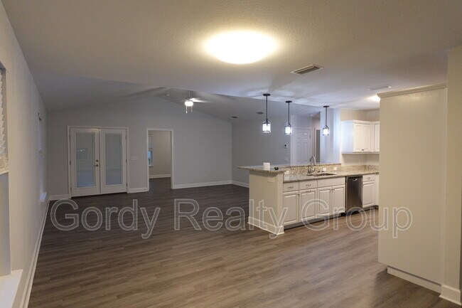 Foto del edificio - 4772 Rill Loop