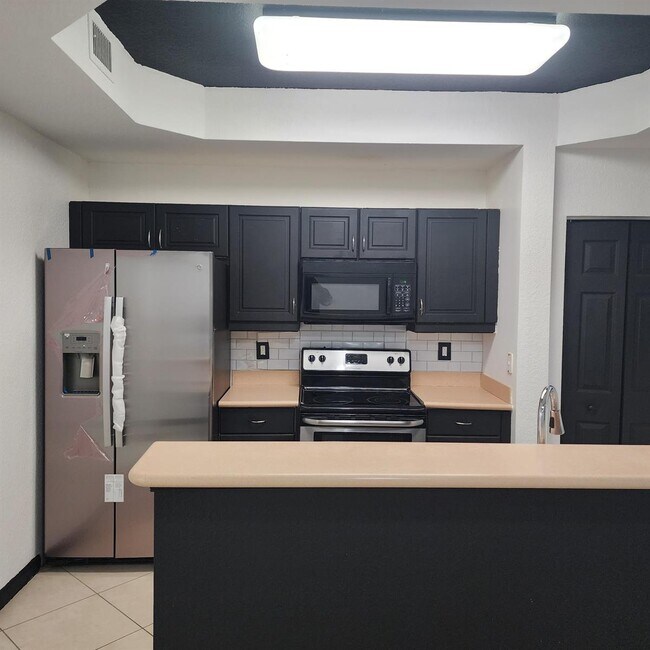 Foto del edificio - 2912 Hidden Hills Rd