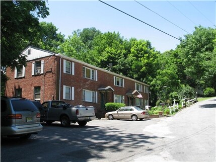 Foto del edificio - 30 Andrea Dr