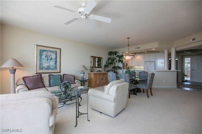 Foto del edificio - 430 Cove Tower Dr