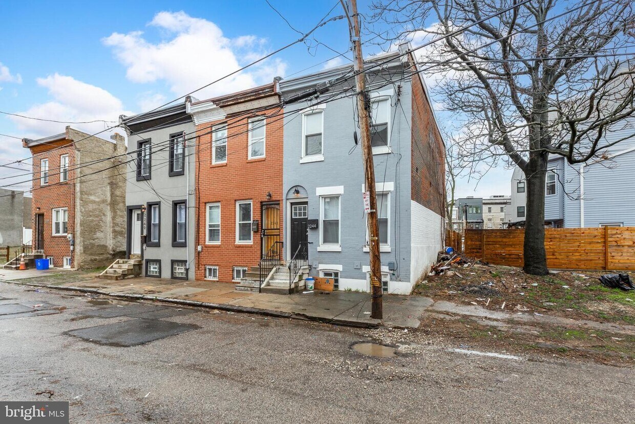 2244 W Seybert St, Philadelphia, PA 19121 Townhouse for Rent in