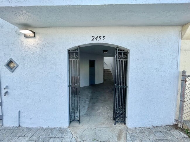 Foto del edificio - Beach Lover SF Home 3BR/2BA + Bonus Room! Large Yard! Outer Sunset! PROGRESSIVE