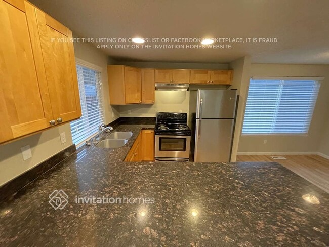 Building Photo - 1805 21st St NE