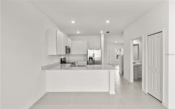 Building Photo - 2865 Pierr St