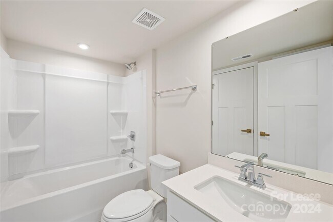 Building Photo - 513 Bailey Mls Dr