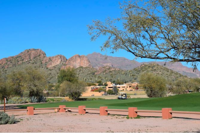 Foto principal - 6744 S Haunted Canyon Rd