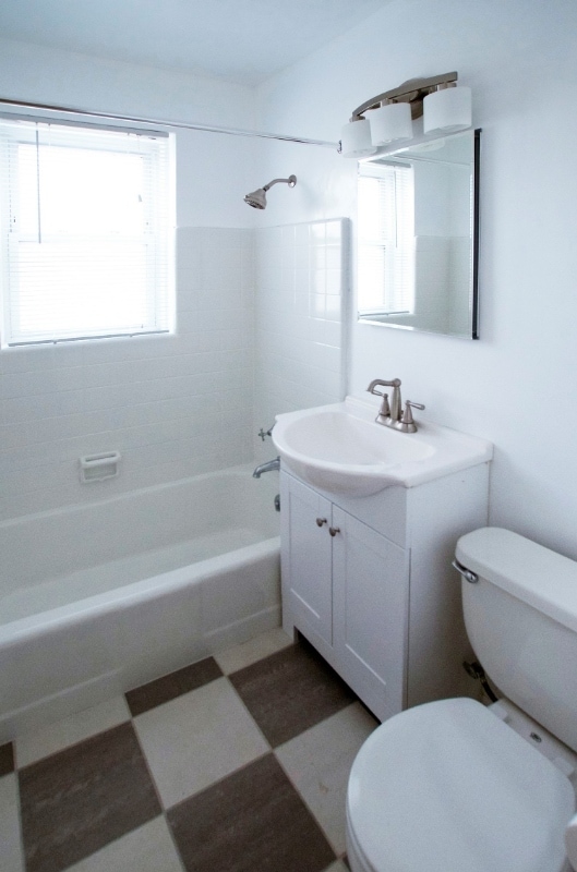 Building Photo - 40 Blackhawk Rd