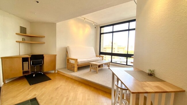 Building Photo - 300 Wai Nani Way