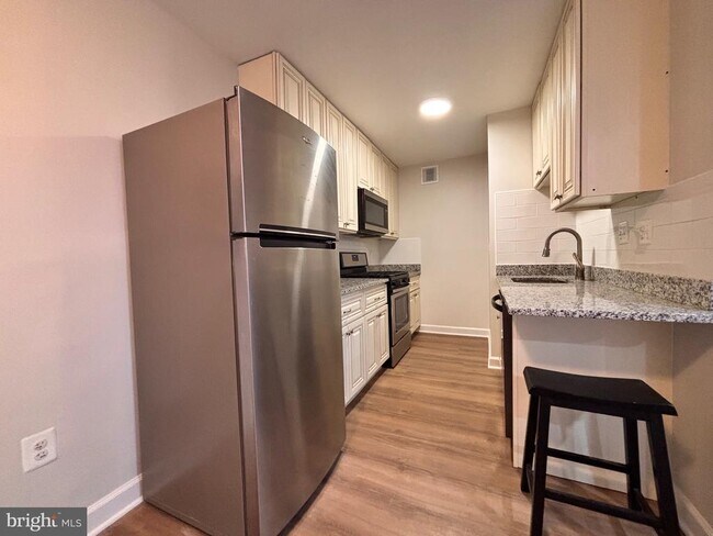 Foto del edificio - 5340 Holmes Run Pkwy