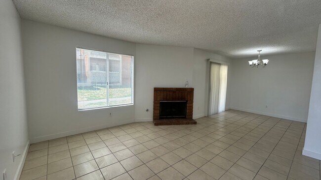 Foto del edificio - 2Bd Apartment Available For Rent