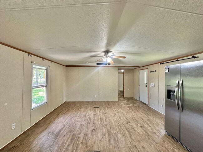 Foto del edificio - Tour Today! 2 Bed 2 Bath in East Tyler!