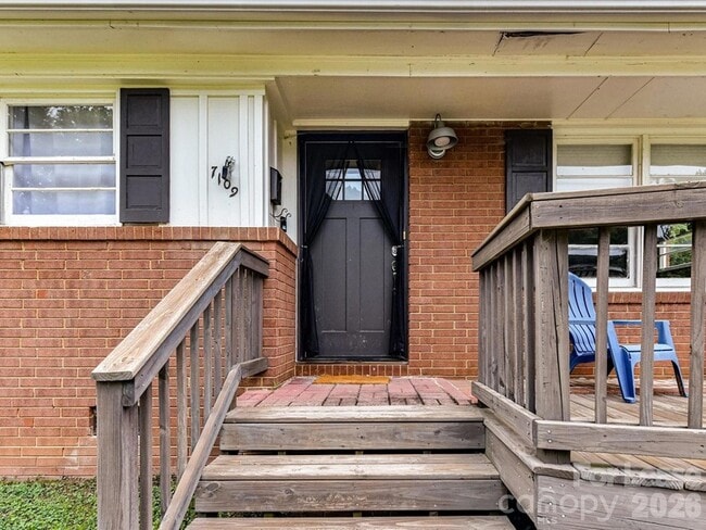 Building Photo - 7109 Rockcliff Ct