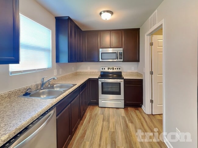 Foto del edificio - 4031 Kellybrook Dr