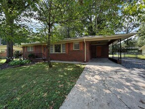 Building Photo - 117 Benton Dr NW