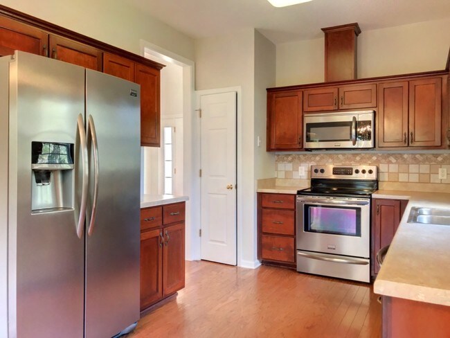 Foto del edificio - 175 Oak Ridge Cir