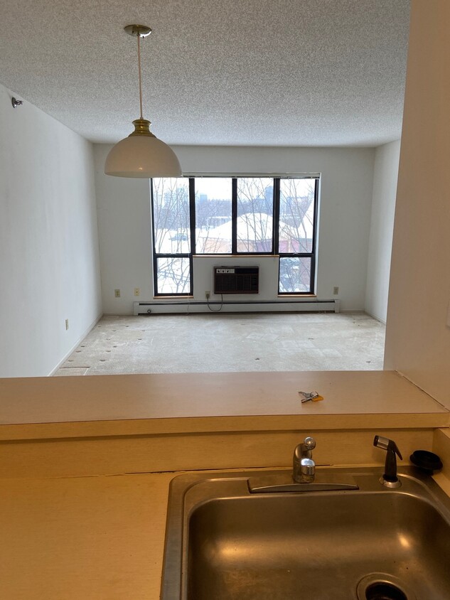 Primary Photo - 250 Selby Ave