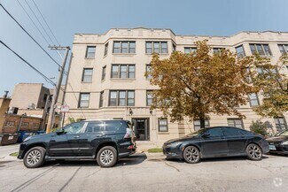 Building Photo - 2504 W Catalpa Ave