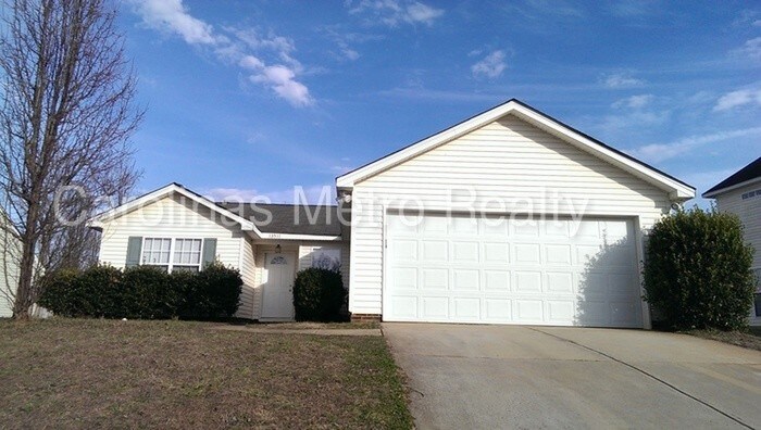 Foto principal - 13511 Willow Falls Rd