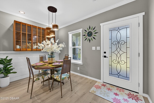 Building Photo - 121 12th St