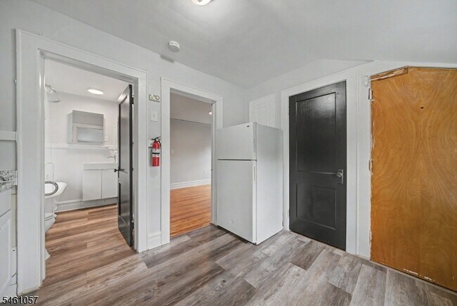 Foto del edificio - 151 Watchung Ave