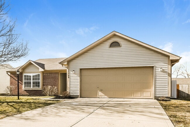 Building Photo - 17722 Sanibel Cir