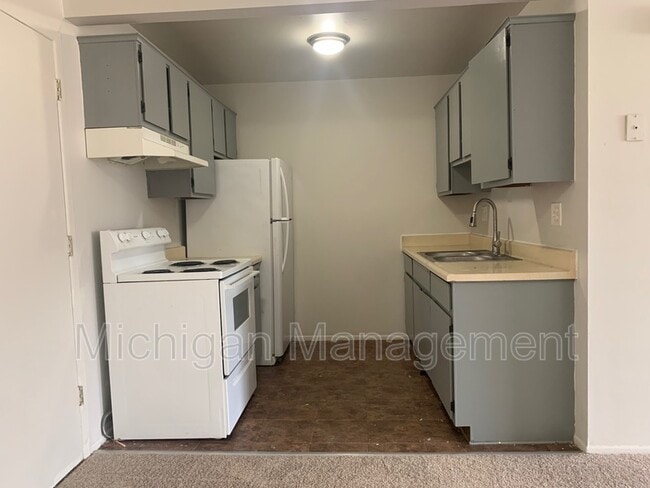 Building Photo - 19250 Wick Rd