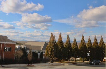 Building Photo - 1313 Enterprise Dr
