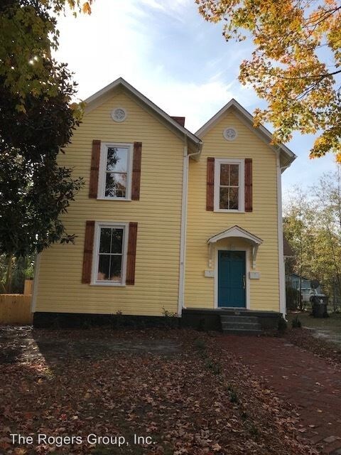 Primary Photo - 260 Charles St