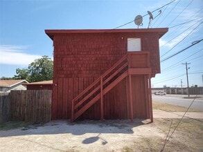 Building Photo - 302 Fannin St