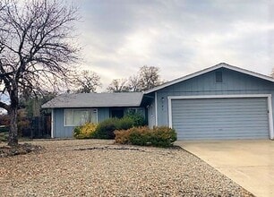 Building Photo - 746 Redwood Blvd