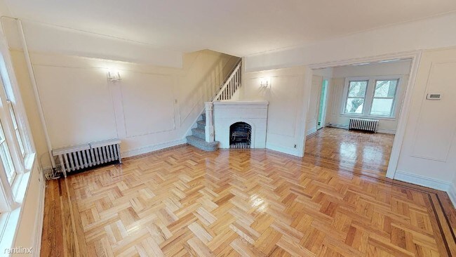 Foto del edificio - 3 br, 2 bath House - 9517 68th Ave