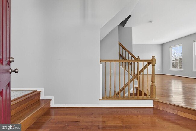 Building Photo - 2901 Mainstone Dr