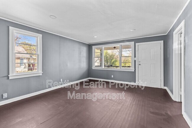 Foto del edificio - 1402 Bragg St